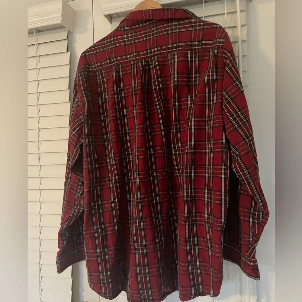 LLBean‎ vintage button down flannel. Men’s XL regular. 100% cotton